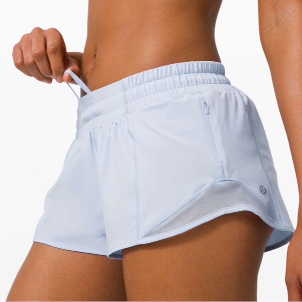 NWOT Lululemon Daydream Hotty Hot II Shorts 2.5” Size 6
